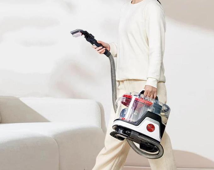 Химчистку своими руками можно сделать с помощью пылесоса Hoover: представлена мощная модель для влажной уборки